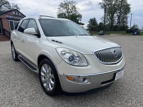 Used 2010 Buick Enclave CXL image 8