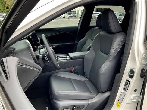 Used 2024 Lexus RX 350h w/ Accessory Package (Z1) AWD/4WD image 21