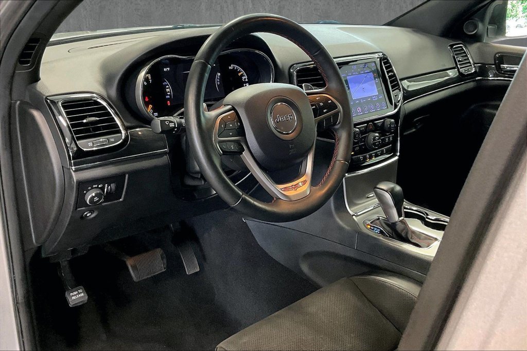 Used 2019 Jeep Grand Cherokee Trailhawk AWD/4WD image 18