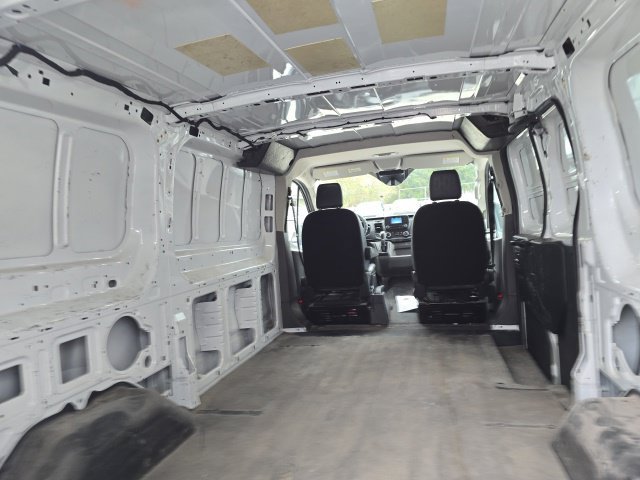 Used 2020 Ford Transit 250 Low Roof RWD image 6