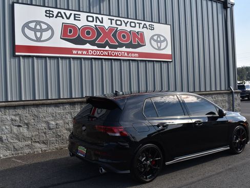 Used 2024 Volkswagen GTI SE FWD image 5
