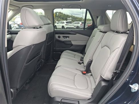 New 2025 Honda Pilot Touring image 21