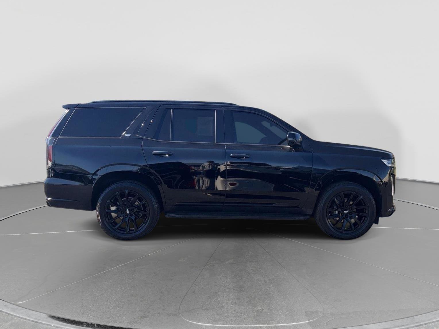 Used 2022 Cadillac Escalade Luxury RWD image 6