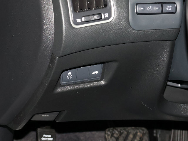 Used 2018 INFINITI Q50 Luxe AWD/4WD image 25