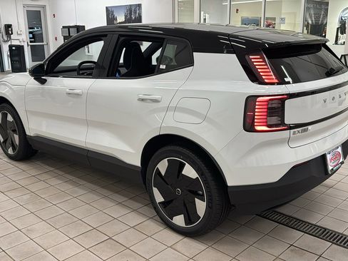New 2026 Volvo EX30 Plus w/ Climate Package AWD/4WD image 7