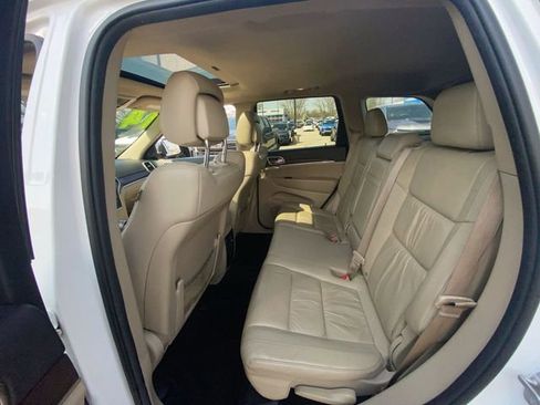 Used 2014 Jeep Grand Cherokee Limited AWD/4WD image 20