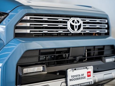 New 2025 Toyota 4Runner Limited image 11