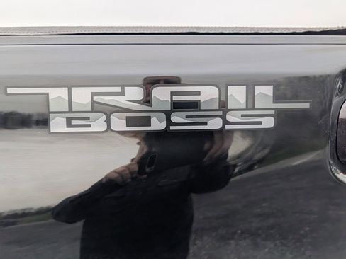 Used 2025 Chevrolet Silverado 2500 LTZ w/ Trail Boss Package image 5