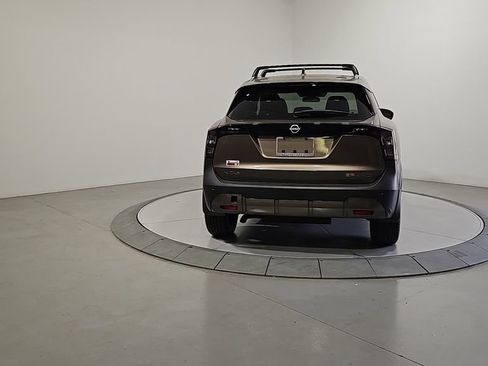 New 2025 Nissan Kicks SR image 4