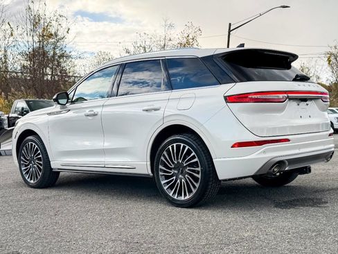 Used 2021 Lincoln Corsair AWD w/ Sport Package image 5