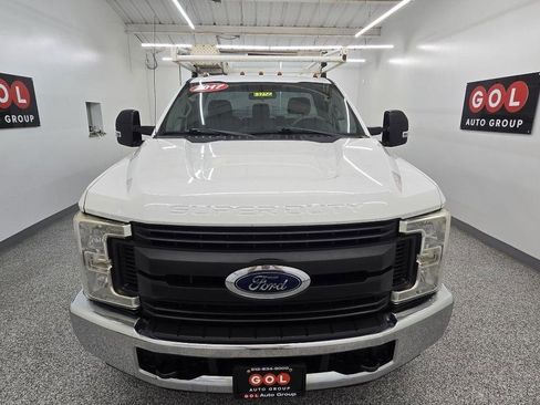 Used 2017 Ford F350 XL RWD image 3