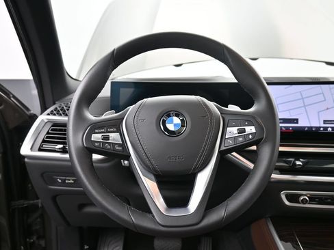 Used 2026 BMW X5 xDrive40i w/ Premium Package AWD/4WD image 13
