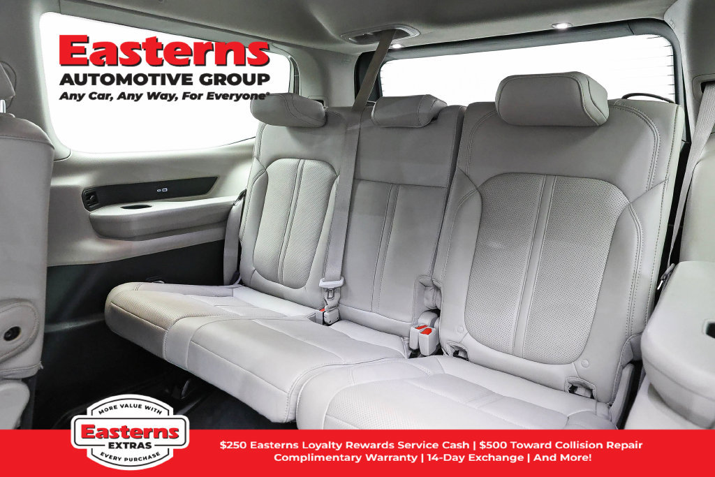Used 2024 Jeep Wagoneer Series II AWD/4WD image 29