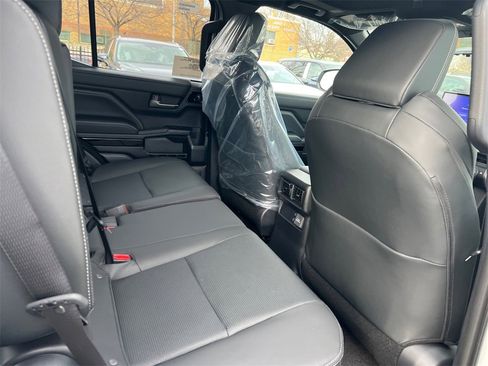 New 2025 Toyota 4Runner Limited image 20