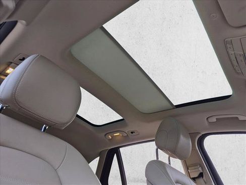 Used 2021 Mercedes-Benz GLC 300 image 20
