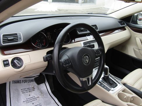 Used 2012 Volkswagen CC Lux image 13