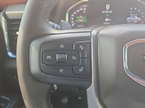 Used 2025 GMC Sierra 1500 Denali w/ Denali Reserve Package AWD/4WD image 10