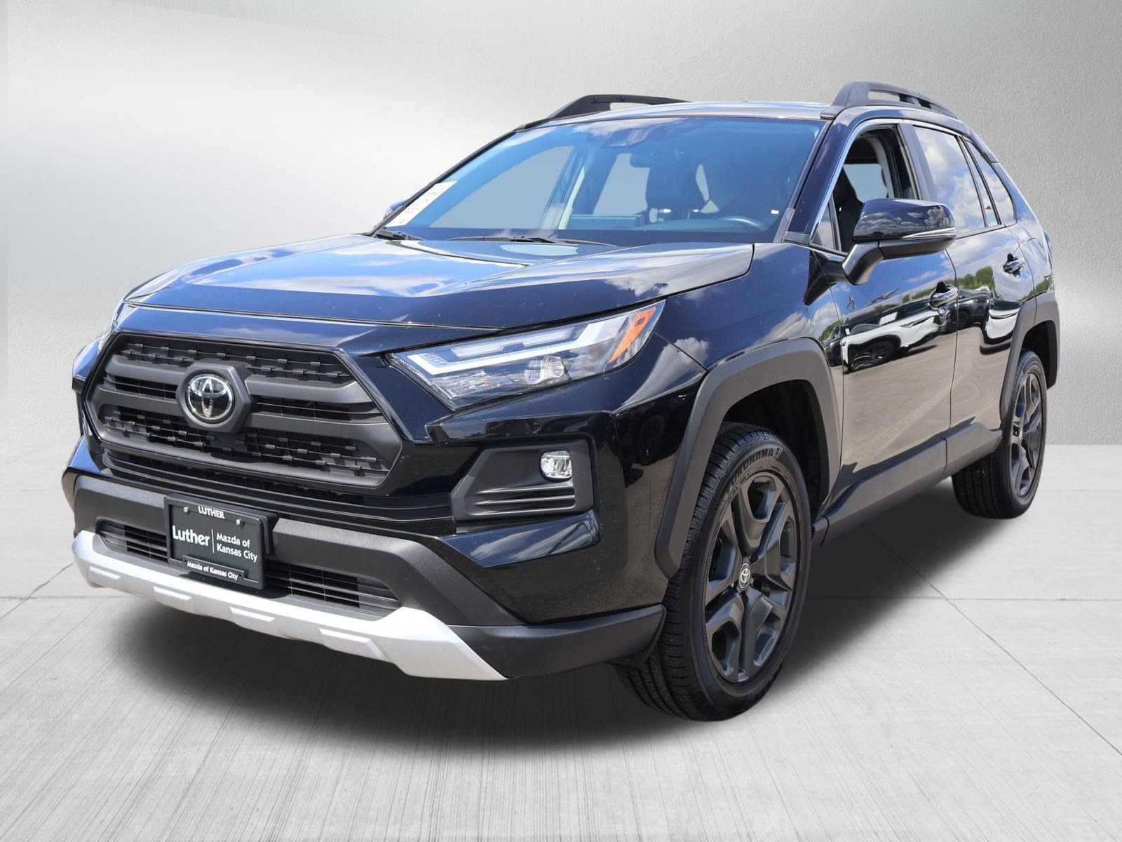 Used 2024 Toyota RAV4 Adventure AWD/4WD image 3