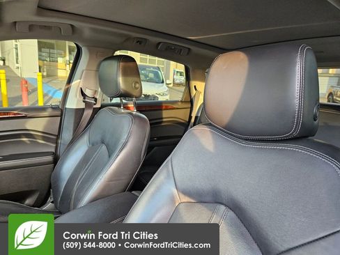 Used 2015 Cadillac SRX Performance w/ Driver Awareness Package AWD/4WD image 2