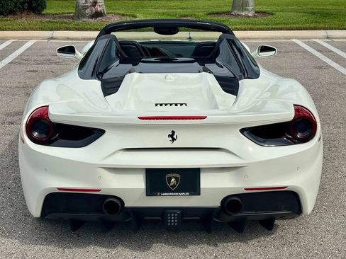 Used 2017 Ferrari 488 Spider RWD image 9