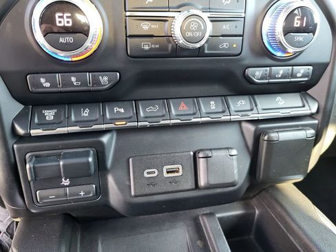 Used 2020 GMC Sierra 2500 Denali w/ Denali Ultimate Package image 22