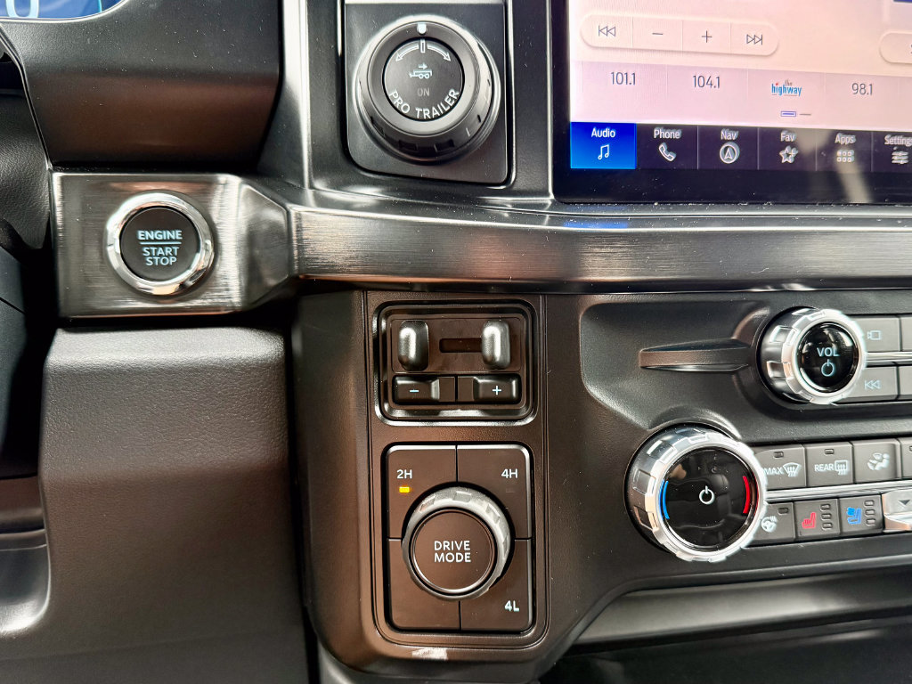 New 2026 Ford F350 Lariat w/ Lariat Ultimate Package AWD/4WD image 31