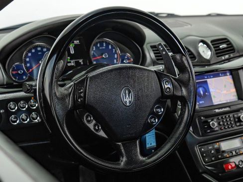 Used 2014 Maserati GranTurismo Sport image 13