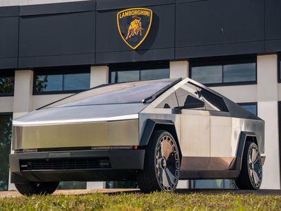 Used 2024 Tesla Cybertruck AWD Crew Cab