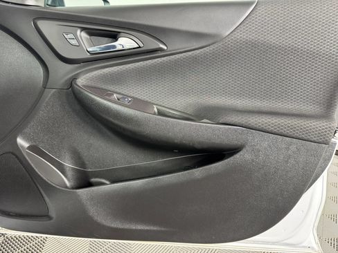 Used 2023 Chevrolet Malibu LS FWD image 37
