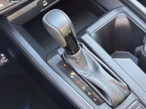 Certified 2023 Honda Accord EX image 29