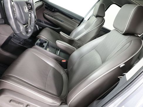 Used 2023 Honda Odyssey Elite image 10