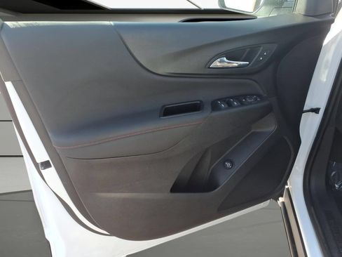 Certified 2023 Chevrolet Equinox RS AWD/4WD image 8