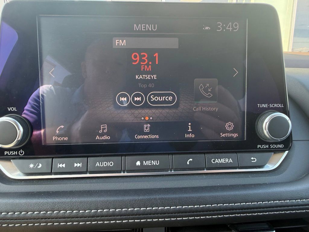 Certified 2021 Nissan Rogue SV FWD image 16
