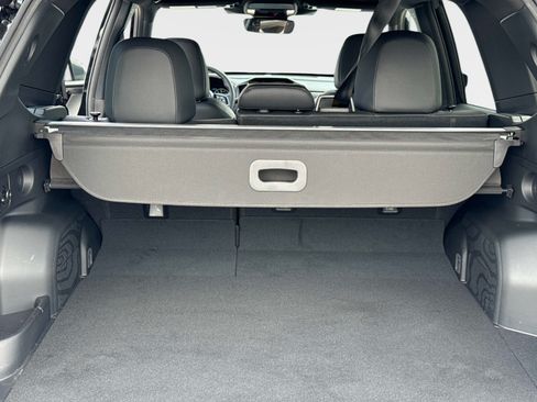 Used 2025 Subaru Forester Limited AWD/4WD image 13