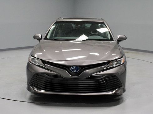 Used 2018 Toyota Camry LE w/ Audio Package FWD image 5