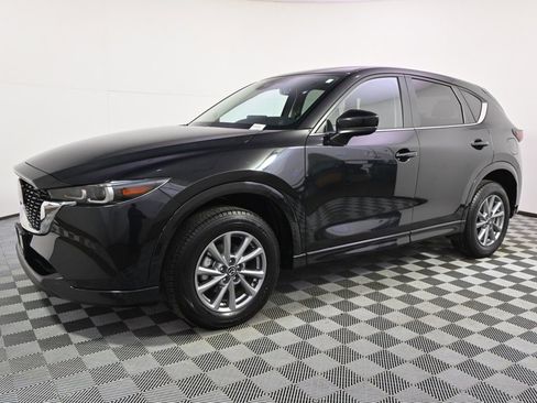 Used 2025 MAZDA CX-5 AWD 2.5 S w/ Preferred Package image 2
