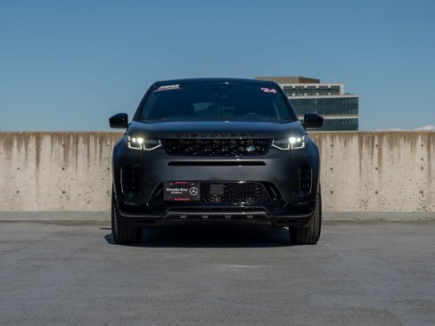 Used 2024 Land Rover Discovery Sport Dynamic SE AWD/4WD image 5