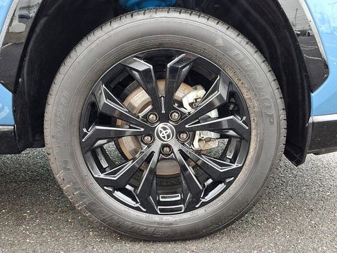 Used 2025 Toyota RAV4 XSE w/ Weather Package image 8