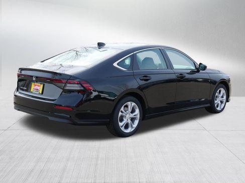 New 2026 Honda Accord LX image 7