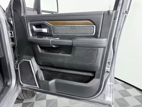 Used 2024 RAM 2500 Laramie w/ Safety Group image 10