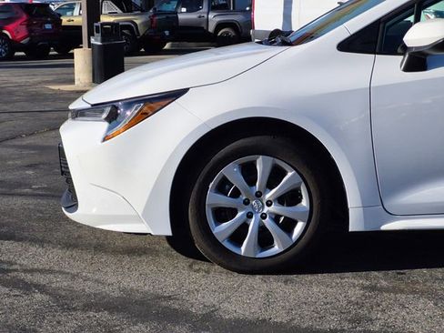Used 2026 Toyota Corolla LE image 22
