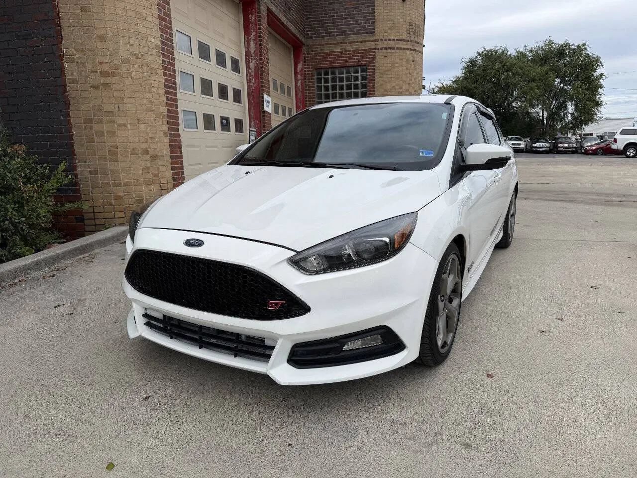 Used 2018 Ford Focus ST w/ Equipment Group 401A FWD image 1