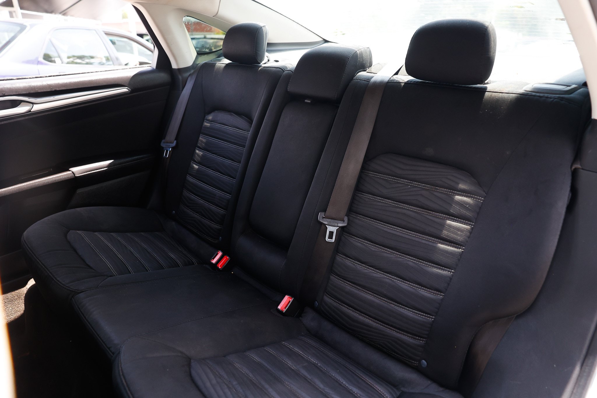 Used 2016 Ford Fusion SE FWD image 12
