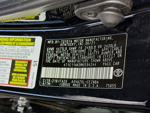 Used 2021 Toyota Camry LE image 39