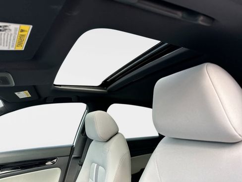 New 2025 Honda Civic Sport image 8