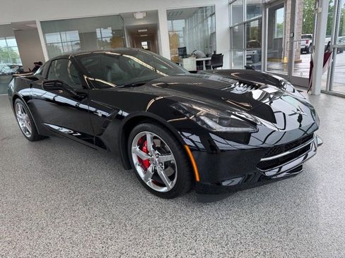 Used 2014 Chevrolet Corvette Stingray Coupe w/ 3LT Preferred Equipment Group RWD image 3
