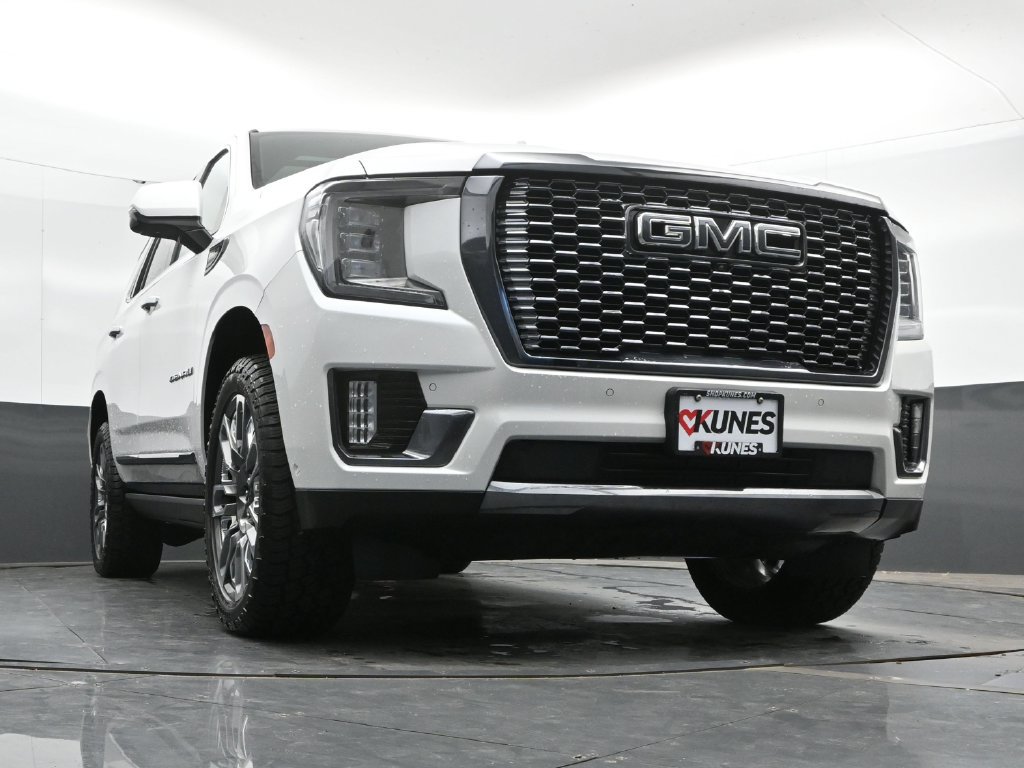 Used 2023 GMC Yukon Denali Ultimate AWD/4WD image 44