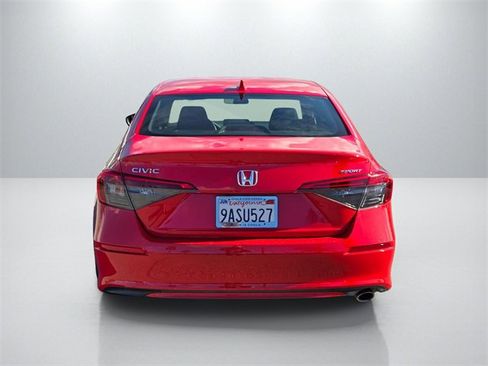 Used 2022 Honda Civic Sport image 5
