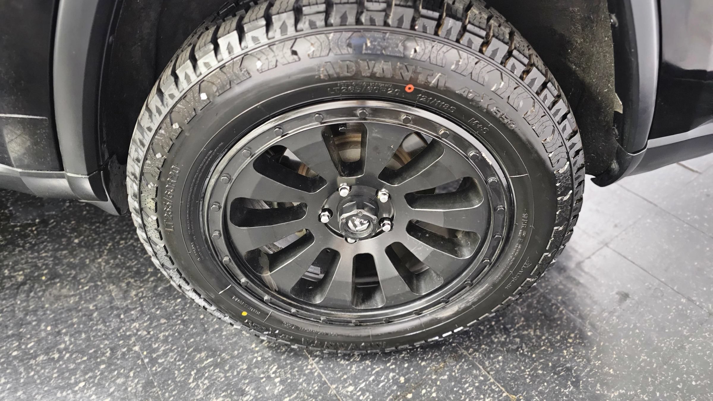 Used 2018 Jeep Grand Cherokee Laredo AWD/4WD image 21