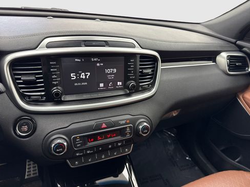 Used 2019 Kia Sorento SX AWD/4WD image 24